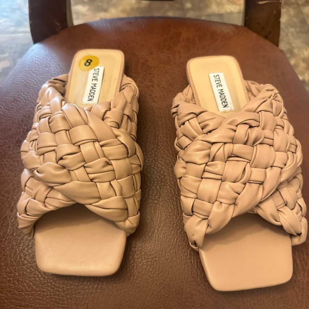 Steve Madden Beige Woven Slide Sandals